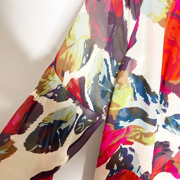 Diane Von Furstenberg Floral Silk Button Blouse - Picture 9 of 10